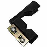 Кронштейн защелки капота Freightliner FLC левый Г-образный Mansons | ТопДизель